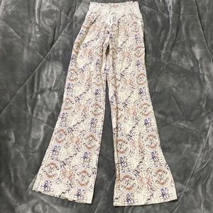Cute pants ! Size SMALL